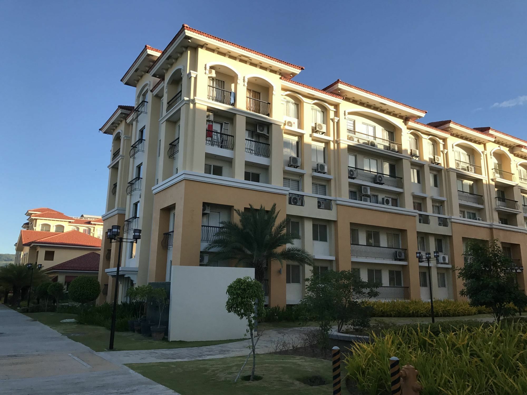 San Remo Oasis Serviced Apartments Cebú Exterior foto